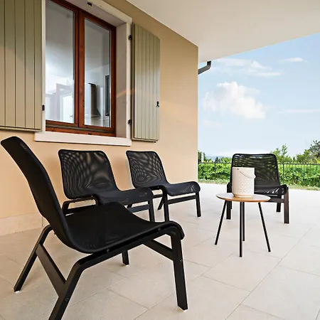 Σαλέ Ida - Regarda Travel Costermano