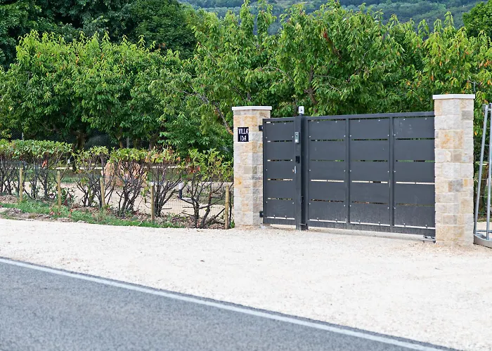 Ida - Regarda Travel 샬레 *